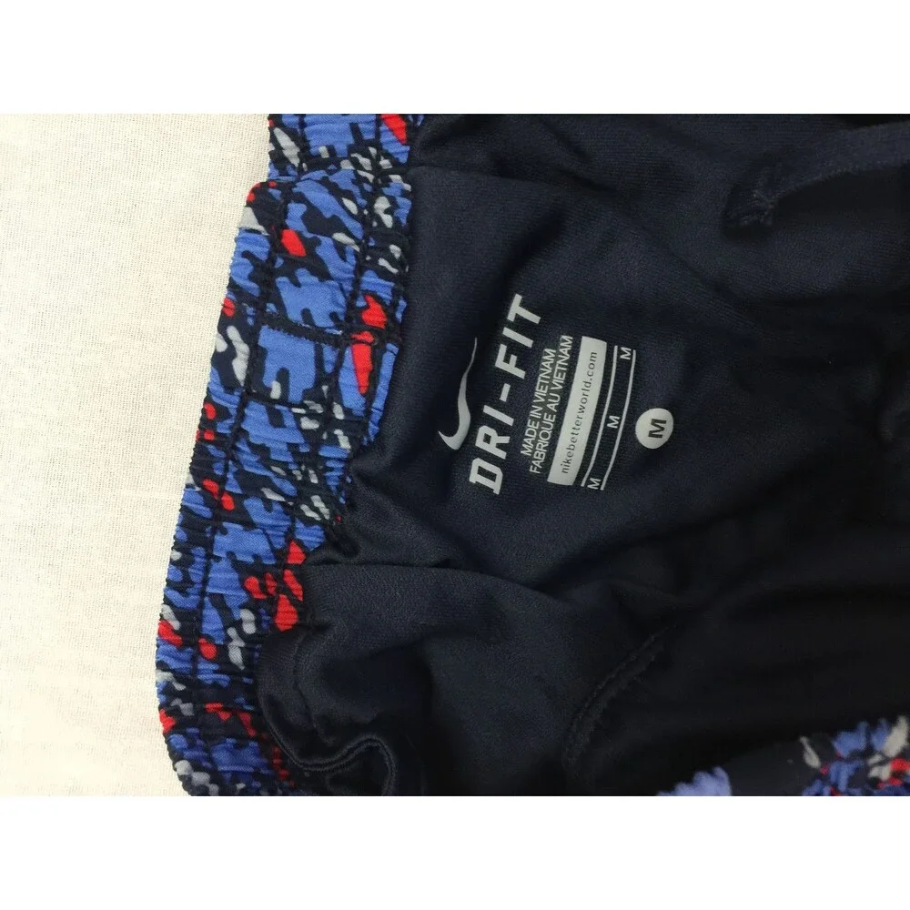 NIKE DRI FIT GIRLS ATHLETIC SHORTS SIZE M